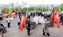 Mitinguotojai: baikime 20 metų užsitęsusį eksperimentą su Lietuva