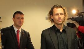 Seimas žengė pirmą žingsnį apkaltos A. Sacharukui ir L. Karaliui link