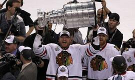 "Blackhawks" ledo ritulininkai po 49 metų pertraukos tapo NHL čempionais