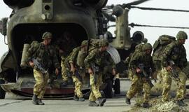 Deividas Kameronas nori, kad britų kariai grįžtų namo iki 2015 m.