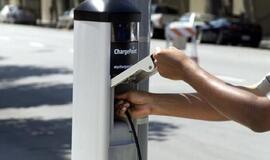 Europa ruošiasi elektromobilių antplūdžiui