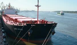 Klaipėdos uoste - rekordinės grimzlės laivas