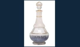 Kvepalų buteliukas aukcione Prancūzijoje parduotas už rekordinę sumą