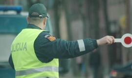 LVAT: pareigūnams turi būti sumokėta už faktiškai atliktą darbą