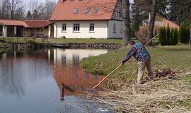 Pašalpų gavėjams teks padirbėti