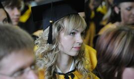 KU studentams - diplomų gavimo metas