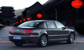 "Volkswagen" atnaujino limuziną "Phaeton"