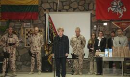 D. Grybauskaitė aplankė Lietuvos karius Afganistane