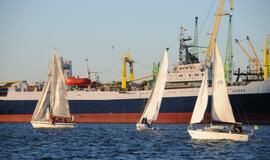 Klaipėdoje startavo naktinė Joninių regata