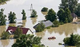 Lenkijos upės vėl išsiliejo iš krantų