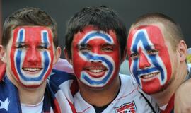 PAR 2010: JAV futbolininkai įveikė alžyriečius ir iškopė į aštuntfinalį