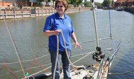 Jachta "Lietuva" išplaukė į didžiųjų burlaivių regatą