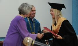 KU studentams - diplomų gavimo metas