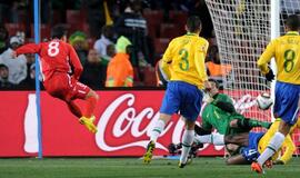 PAR 2010: Brazilijos rinktinė įveikė Šiaurės Korėjos futbolininkus