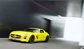 "Mercedes-Benz SLS AMG E-Cell" varomas elektra