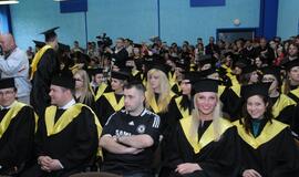 KU studentams - diplomų gavimo metas