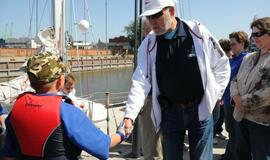 Jachta "Lietuva" išplaukė į didžiųjų burlaivių regatą