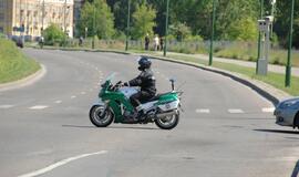 Klaipėdos kelių policininkai mokosi valdyti motociklus