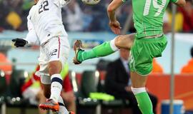 PAR 2010: JAV futbolininkai įveikė alžyriečius ir iškopė į aštuntfinalį