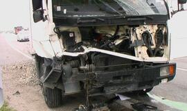 Sunkvežimių avarija prie Jakų žiedo