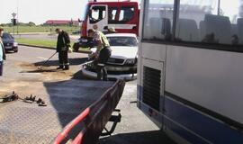 Klaipėdoje "Audi A8" taranavo maršrutinį autobusą