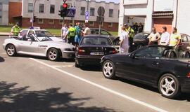 Klaipėdoje - jaunuolio su kabrioletu, bet be teisių avarija