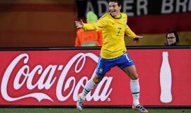 PAR 2010: Brazilijos rinktinė įveikė Šiaurės Korėjos futbolininkus