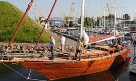 Raudonmedžio jachta išplaukė negrįžtamai