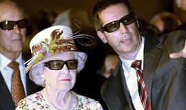 Anglijos karalienės Elžbietos II vizito metu Torontas liko be šviesos