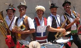 Jūros šventėje – tarptautinė gatvės cirko fiesta „Stebuklų šalis“