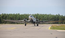 Palangos oro uoste - garsusis "Douglas DC3"