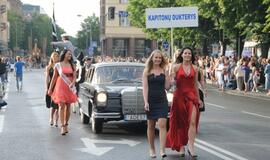 Spalvinga eisena nuskaidrino Jūros šventės nuotaiką