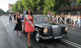 Spalvinga eisena nuskaidrino Jūros šventės nuotaiką