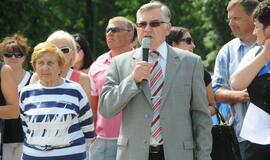 Klaipėdoje - akcija "Lietuvi, įkalk vinį į kubilą!"