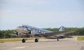 Palangos oro uoste - garsusis "Douglas DC3"