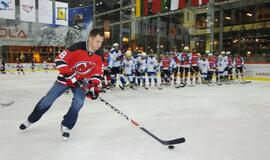 Klaipėdoje vieši ledo ritulininkas Dainius Zubrus