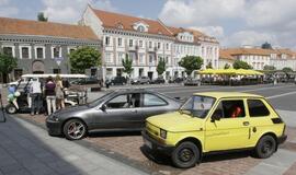 Abiturientų transportas - nuo vienaračių iki "vintažinių" automobilių