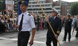 Spalvinga eisena nuskaidrino Jūros šventės nuotaiką