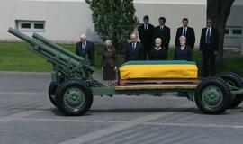 Prezidentas Algirdas Brazauskas išlydimas į Paskutinę kelionę