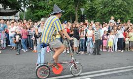 Spalvinga eisena nuskaidrino Jūros šventės nuotaiką