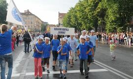 Spalvinga eisena nuskaidrino Jūros šventės nuotaiką