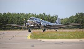 Palangos oro uoste - garsusis "Douglas DC3"