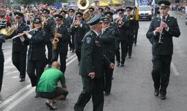 Spalvinga eisena nuskaidrino Jūros šventės nuotaiką