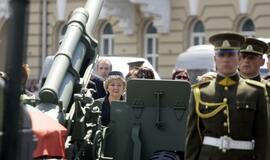 Prezidentas Algirdas Brazauskas išlydimas į Paskutinę kelionę
