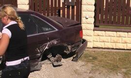 Avarija Tauralaukyje: "Volvo" taranavo "Audi"