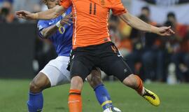 PAR 2010: ketvirtfinalyje - olandų pergalė prieš brazilus