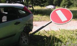 Kelyje Klaipėda-Palanga susidūrė automobiliai