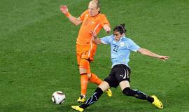 PAR 2010: olandai pusfinalyje įveikė Urugvajaus komandą