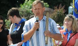 Klaipėdoje - akcija "Lietuvi, įkalk vinį į kubilą!"