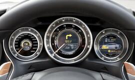 "Mazda" išplatino koncepcinio "Shinari" modelio nuotraukas